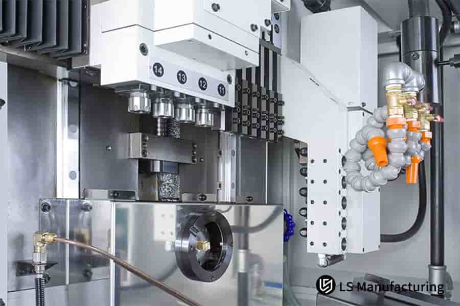 https://image.lsrpf.com/image/cnc-turning-custom-precision-parts-metal-mass-production.jpg
